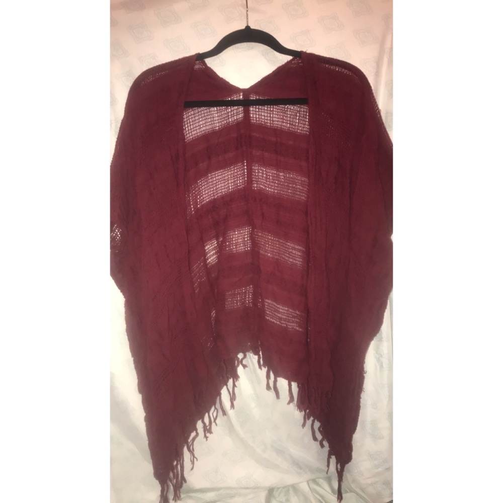 American Eagle Slit Cardigan